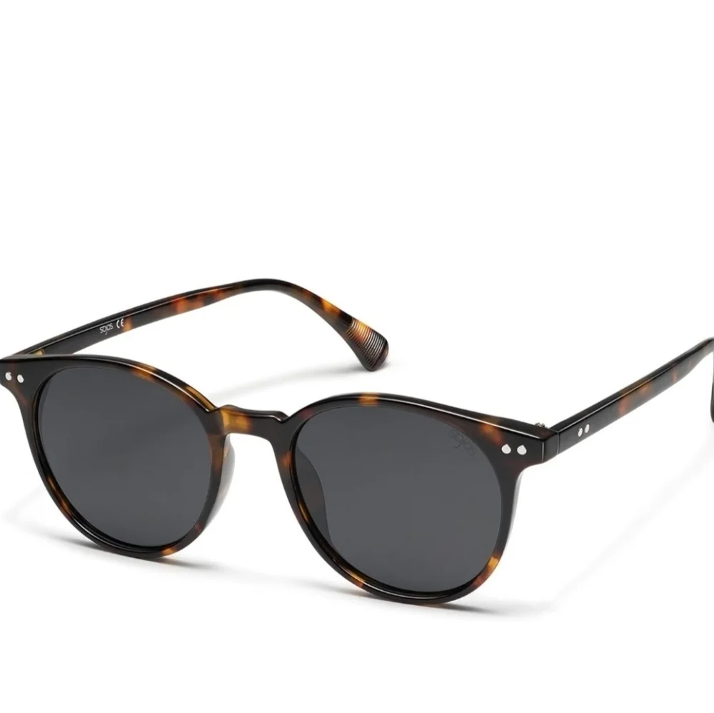 BLOW OUT SALE!!! SOJOS Trendy Round Sunglasses Women and Men